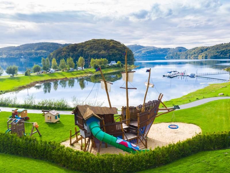 Комплексы для отдыха с коттеджами/бунгало Lemon Resort Spa Грудек-над-Дунайцем-20